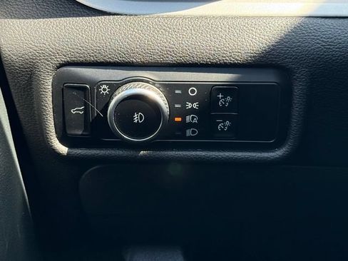 Certified 2024 Ford Explorer XLT w/ Equipment Group 202A AWD/4WD image 23