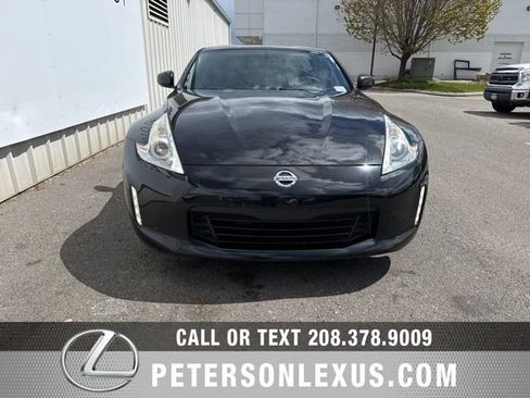 Used 2016 Nissan 370Z Coupe image 9