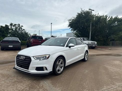 Used 2018 Audi A3 2.0T Premium FWD image 1