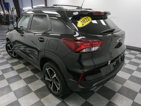 Used 2022 Chevrolet TrailBlazer RS w/ Technology Package AWD/4WD image 9