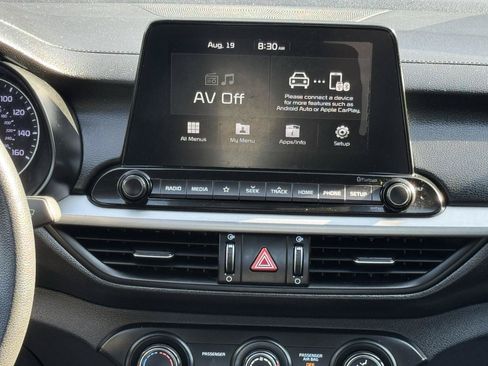 Used 2020 Kia Forte LXS FWD image 12