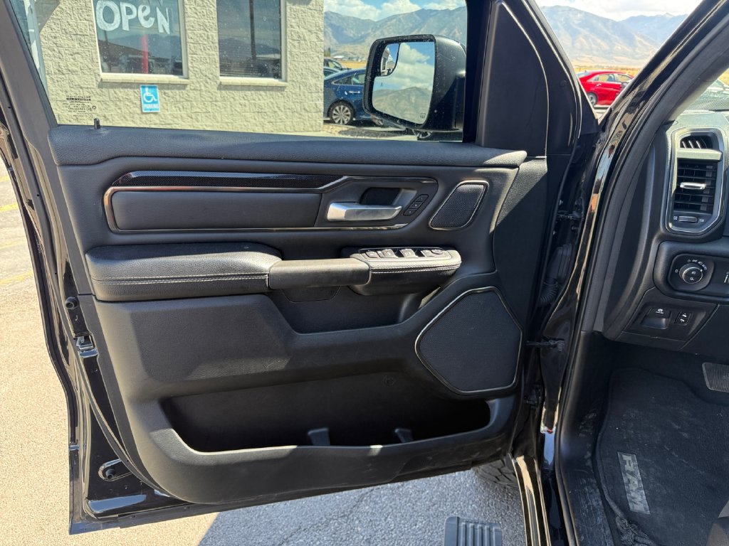 Used 2020 RAM 1500 Sport w/ Leather & Sound Group AWD/4WD image 17