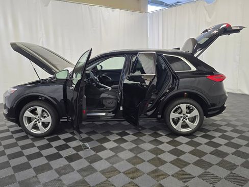 New 2025 Audi Q5 Premium Plus image 12