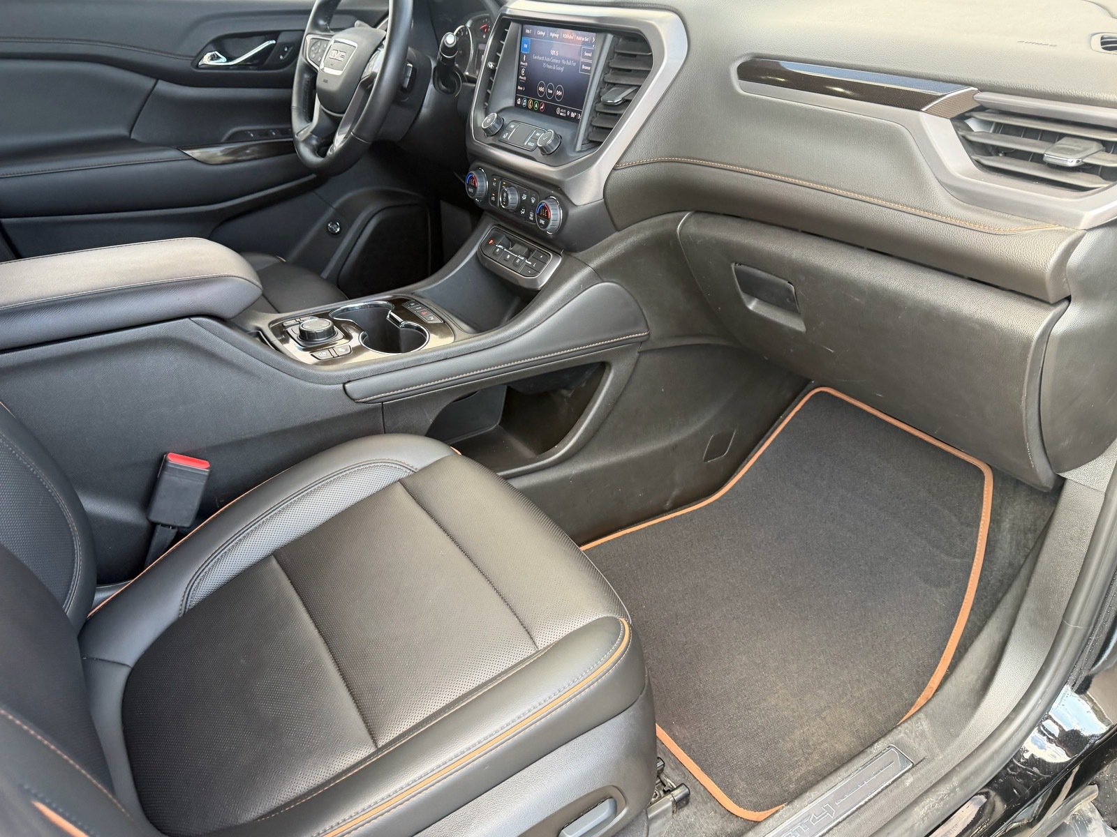 Used 2022 GMC Acadia AT4 w/ Preferred Package AWD/4WD image 13