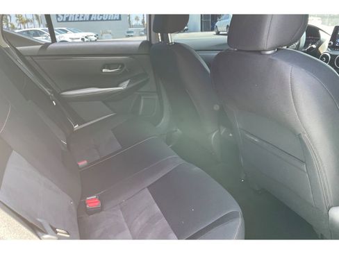 Used 2022 Nissan Sentra SR FWD image 16