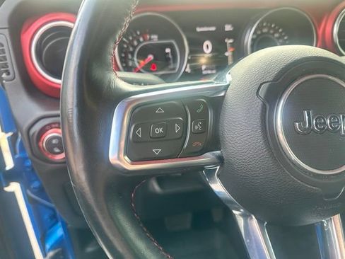 Used 2020 Jeep Gladiator Rubicon w/ Dual Top Group AWD/4WD image 23