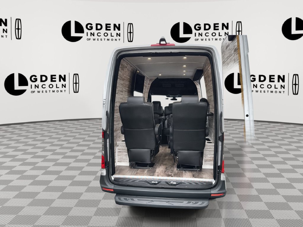 Used 2023 Mercedes-Benz Sprinter 1500 image 7