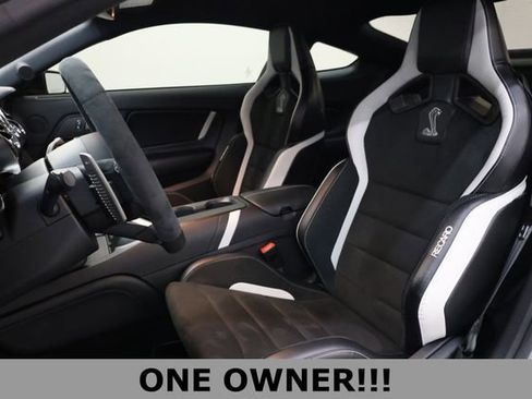 Used 2020 Ford Mustang Shelby GT500 w/ Carbon Fiber Track Pack RWD image 13