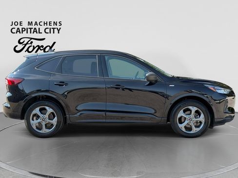 Used 2024 Ford Escape ST-Line w/ Tech Pack #1 AWD/4WD image 3
