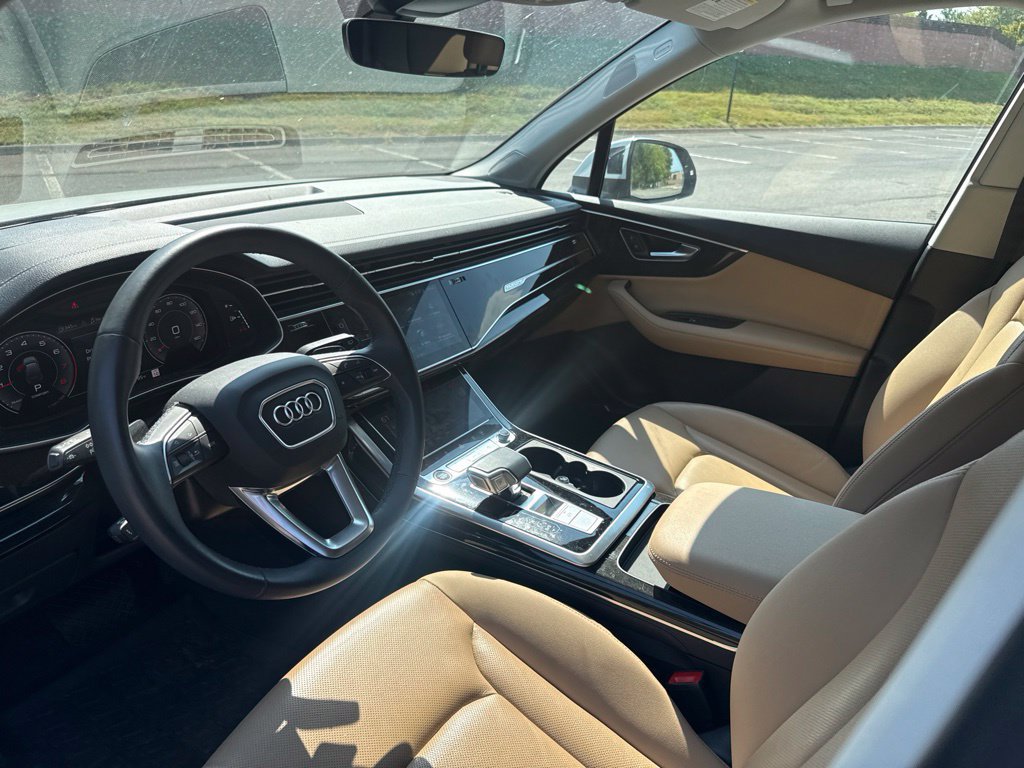 Used 2023 Audi Q7 3.0T Prestige w/ Prestige Package AWD/4WD image 12