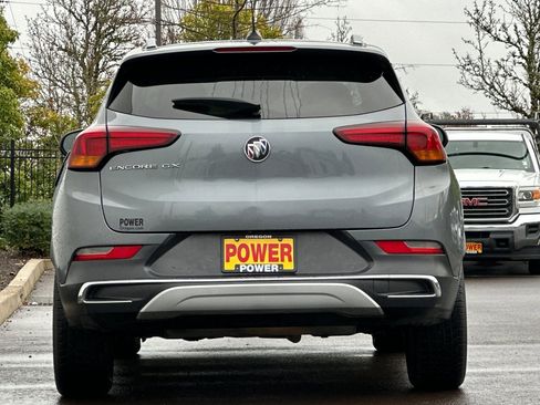 Used 2021 Buick Encore GX Essence w/ Experience Buick Package image 5