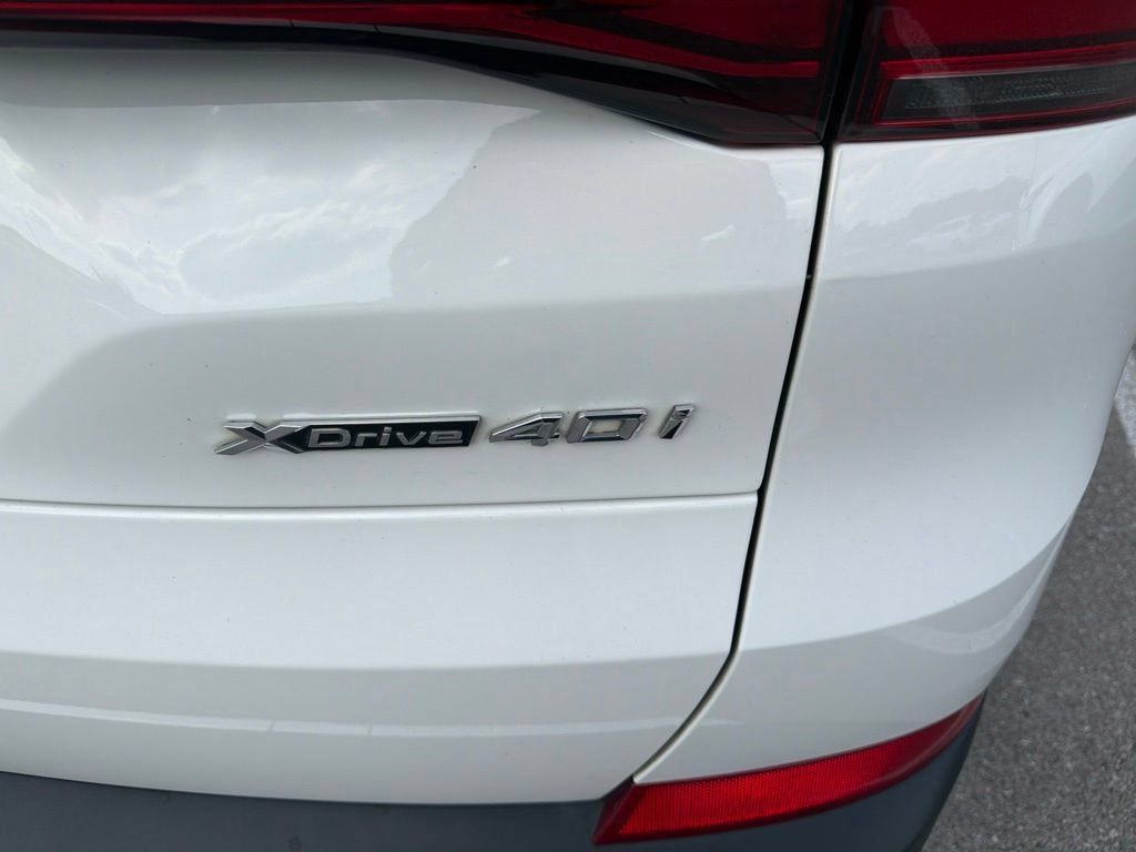 Used 2020 BMW X5 xDrive40i w/ Premium Package AWD/4WD image 6