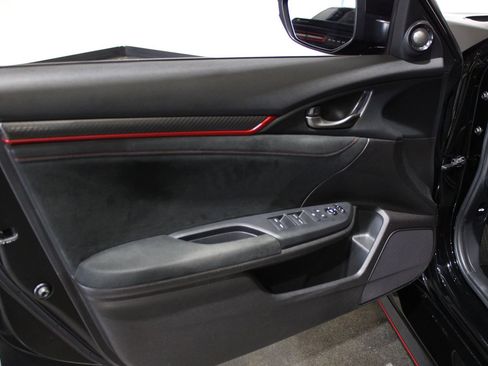 Used 2019 Honda Civic Type R image 25