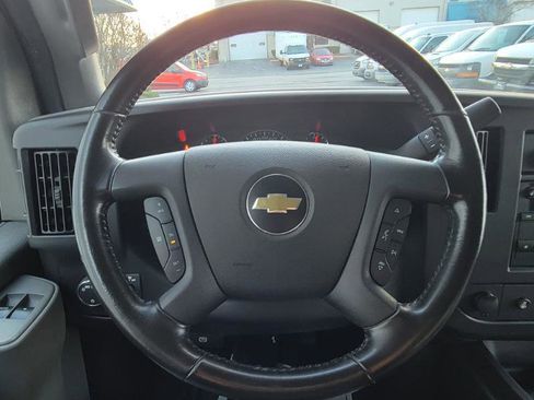 Used 2020 Chevrolet Express 3500 Extended w/ Driver Convenience Package image 28