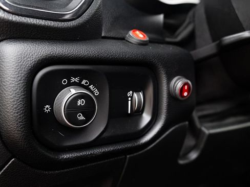 Used 2021 RAM 1500 Big Horn w/ Built-to-serve Edition AWD/4WD image 23