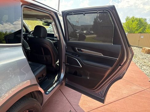 Used 2022 Kia Telluride SX w/ SX Prestige Package AWD/4WD image 26