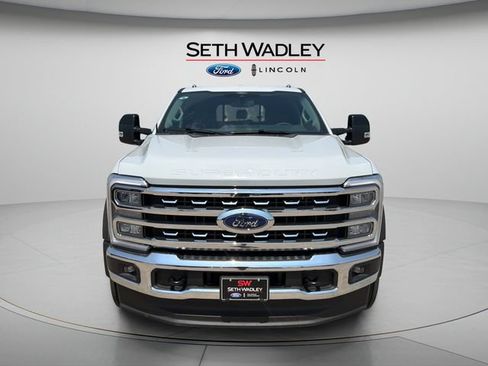 Used 2026 Ford F450 Lariat AWD/4WD image 2
