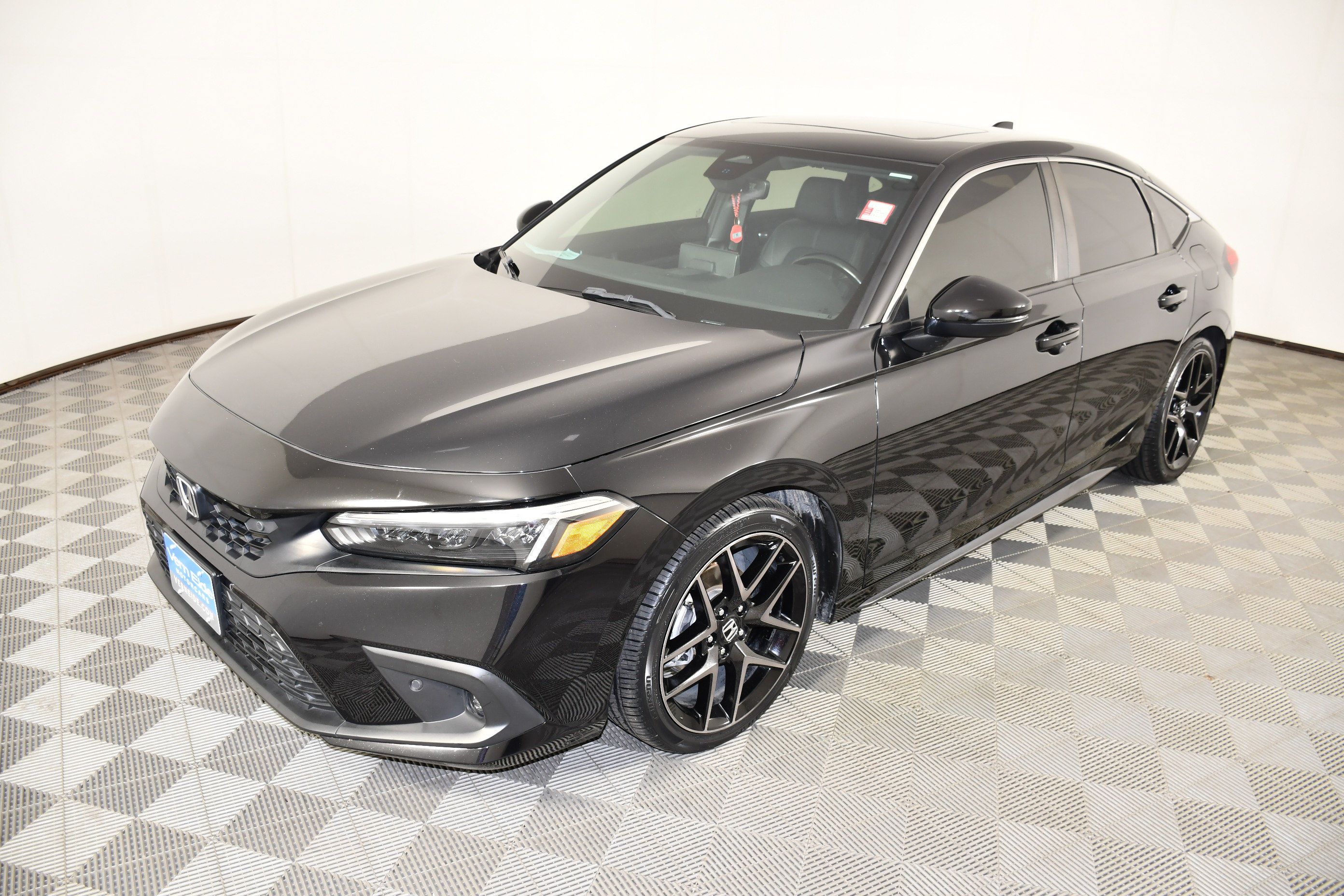 Certified 2024 Honda Civic Sport Touring image 9