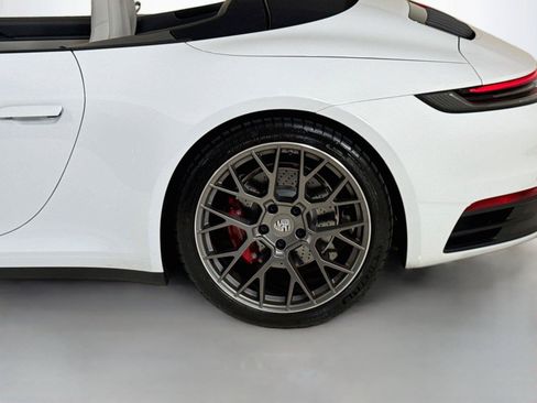 Used 2021 Porsche 911 Carrera S RWD image 39