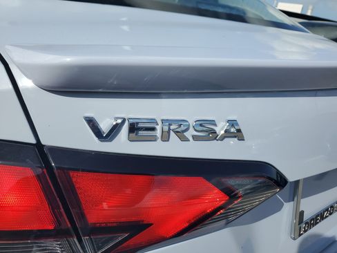 Used 2025 Nissan Versa SR w/ Trunk Package FWD image 25