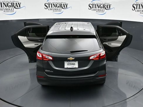 Used 2020 Chevrolet Equinox LS image 26