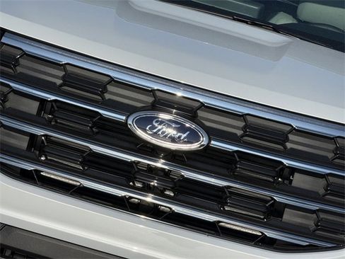 New 2026 Ford Explorer Active w/ Active Comfort Package image 3