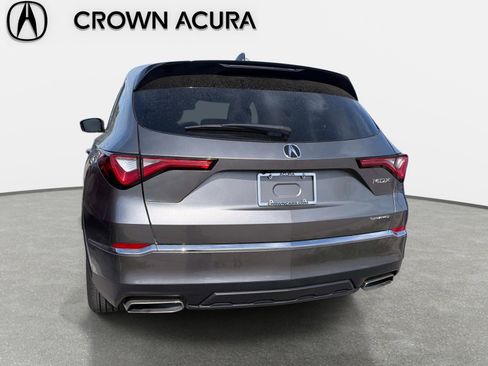 Used 2023 Acura MDX SH-AWD image 5