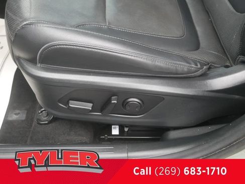 Used 2022 Hyundai Santa Cruz Limited AWD/4WD image 19