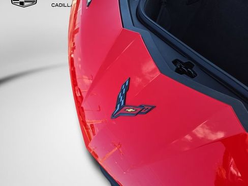 Used 2021 Chevrolet Corvette Stingray Premium Conv w/ Z51 Performance Package RWD image 39