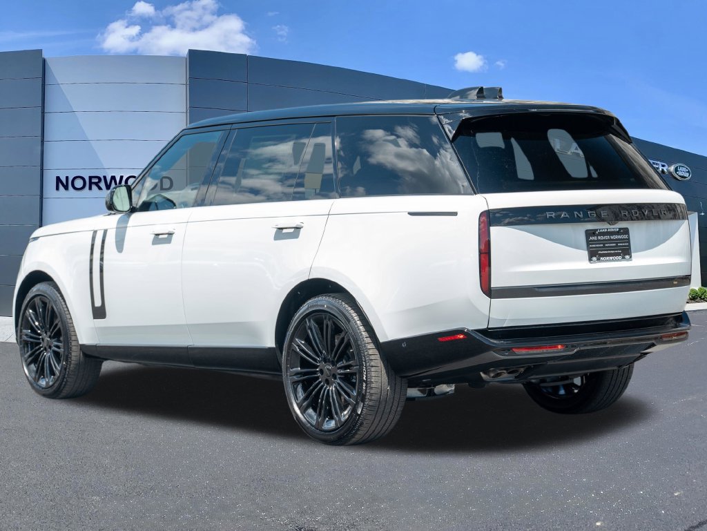New 2026 Land Rover Range Rover Long Wheelbase SE AWD/4WD image 6