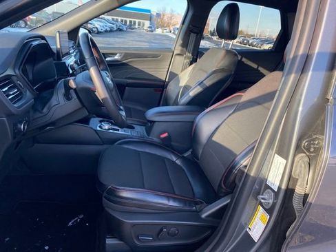 Used 2023 Ford Escape ST-Line image 14
