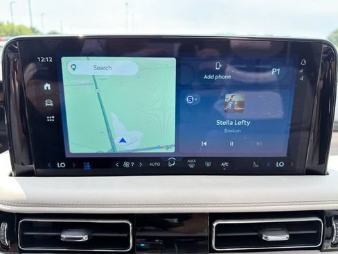 Used 2025 Lincoln Aviator Reserve w/ Equipment Group 201A AWD/4WD image 29