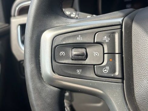 Used 2023 Chevrolet Suburban Z71 w/ Luxury Package AWD/4WD image 18
