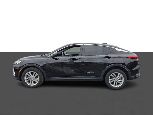 Used 2024 Buick Envista Preferred w/ Convenience II Package image 4