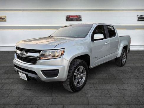 Used 2018 Chevrolet Colorado W/T w/ Custom Special Edition RWD image 3