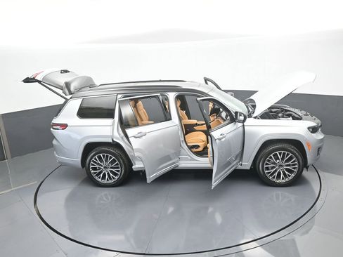 New 2025 Jeep Grand Cherokee L Summit image 82