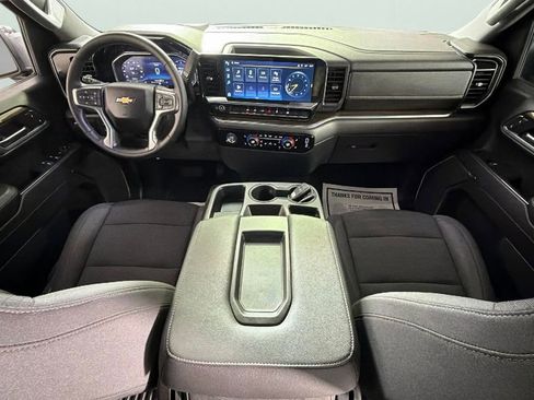 Used 2024 Chevrolet Silverado 1500 LT RWD image 31