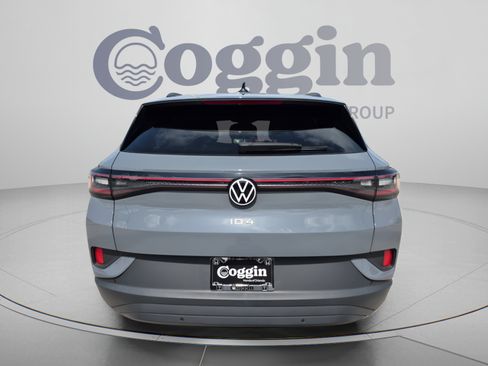 Used 2024 Volkswagen ID.4 Pro RWD image 5