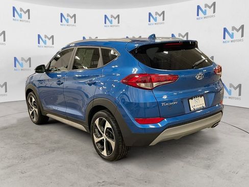 Used 2018 Hyundai Tucson Sport image 3
