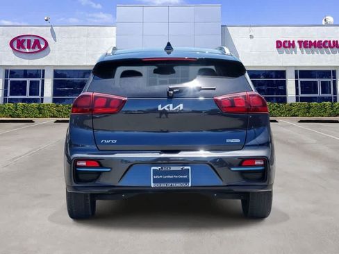 Certified 2022 Kia Niro EX FWD image 5