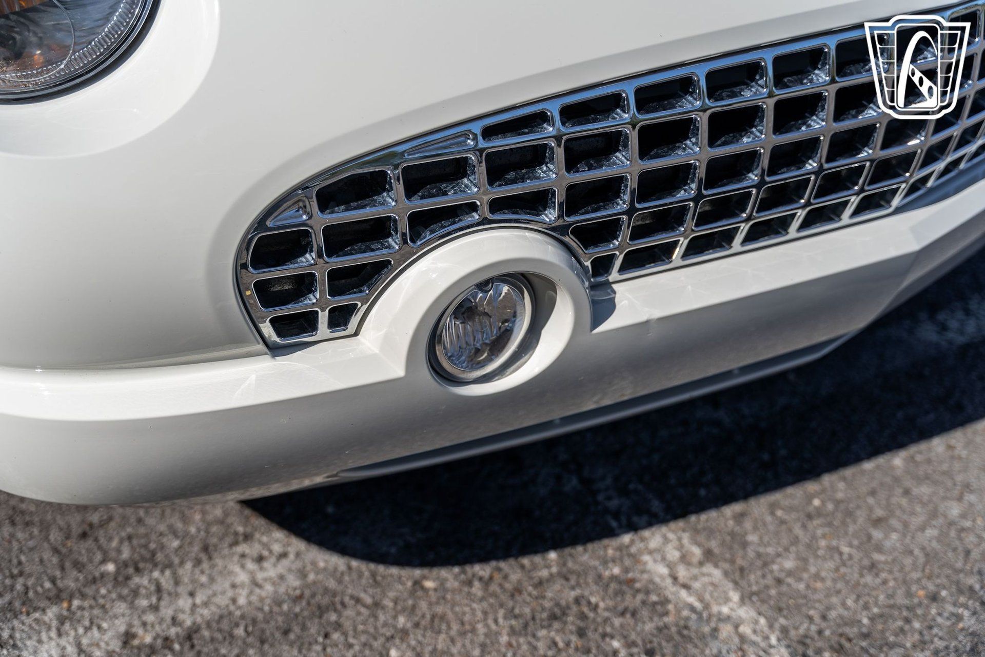 Used 2002 Ford Thunderbird RWD image 27