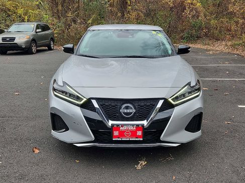 Used 2023 Nissan Maxima SV w/ Floor Mat Group image 2