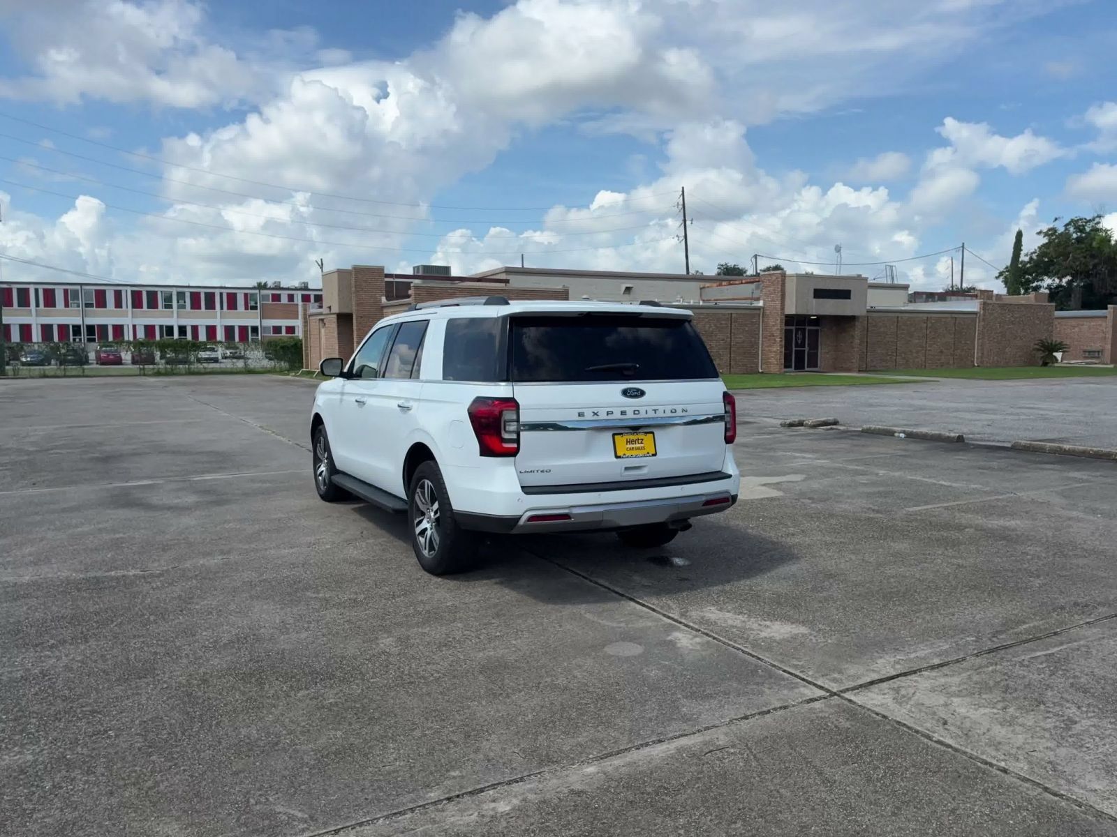 Used 2024 Ford Expedition Limited AWD/4WD image 10