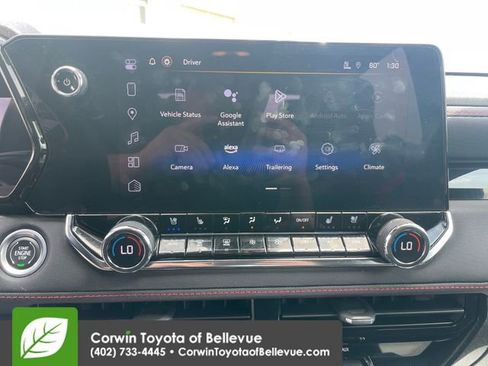 Used 2023 Chevrolet Colorado Z71 w/ Z71 Convenience Package 2 AWD/4WD image 18