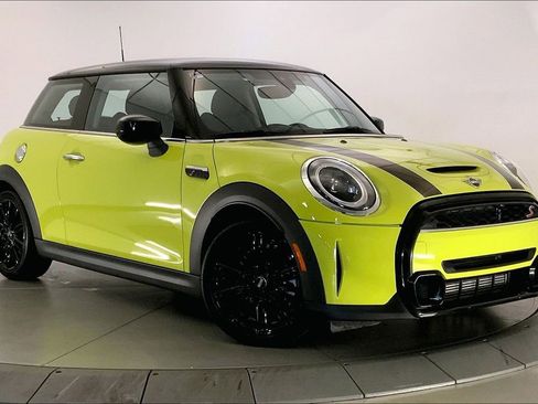 Certified 2024 MINI Cooper S FWD image 33