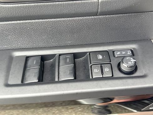 Used 2023 Toyota Tundra Limited w/ Power Package image 21