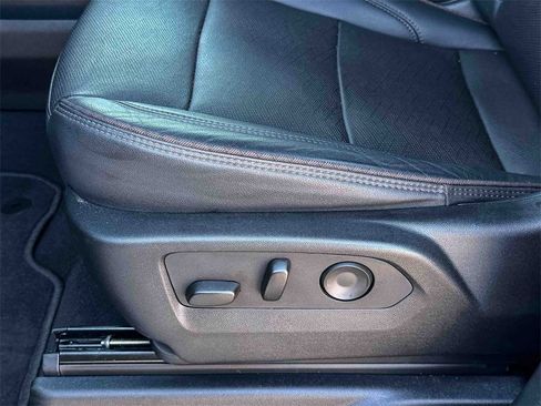 Used 2023 Chevrolet Tahoe High Country image 15