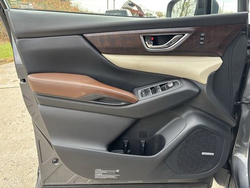 Used 2019 Subaru Ascent Touring w/ Popular Package #2 image 19