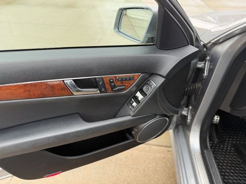 Used 2011 Mercedes-Benz C 300 C 300 image 15