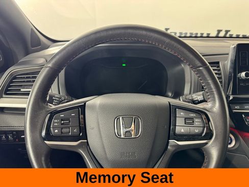Used 2025 Honda Odyssey Sport-L image 13
